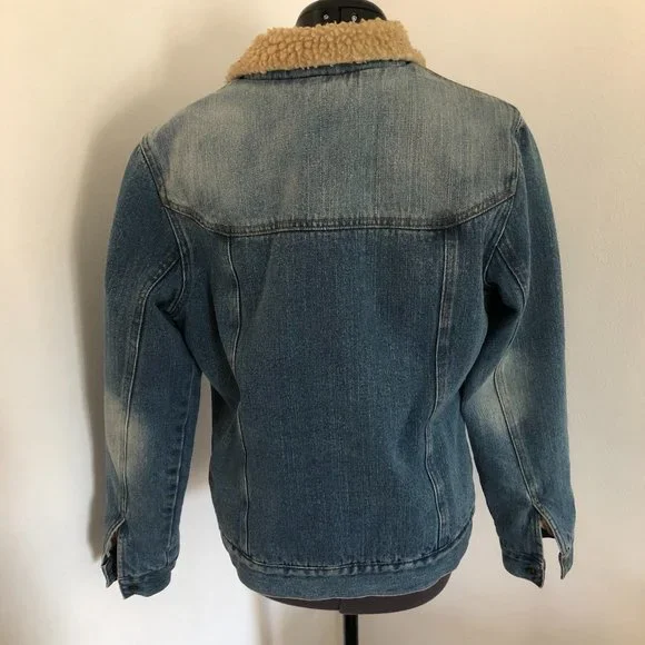 american eagle sherpa lined denim jacket - Picture 2 of 4